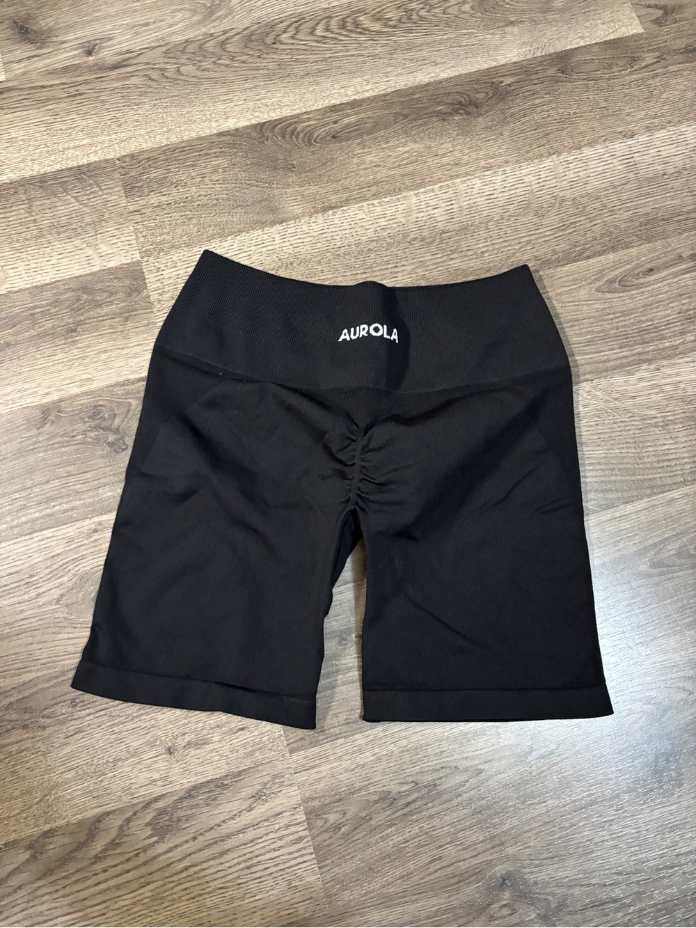 Aurola Black High-Rise Scrunch Bike Shorts